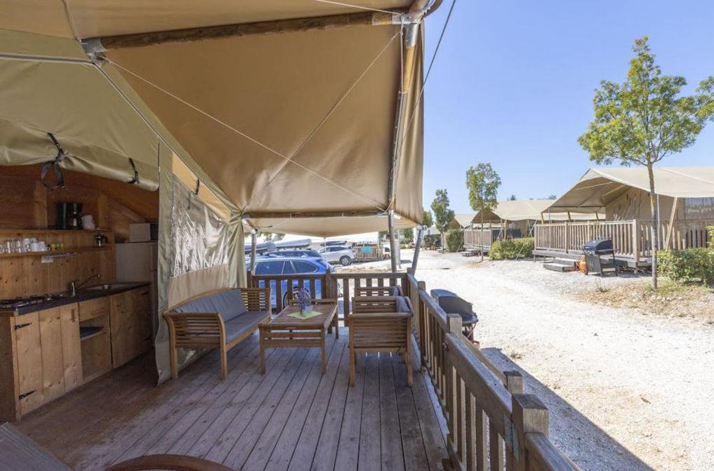 Easyatent Safari Tent Lanterna Cervar-Porat Room photo